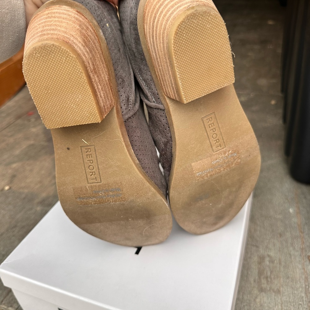 Report Gray Ankle Boots - Picture 5 of 6